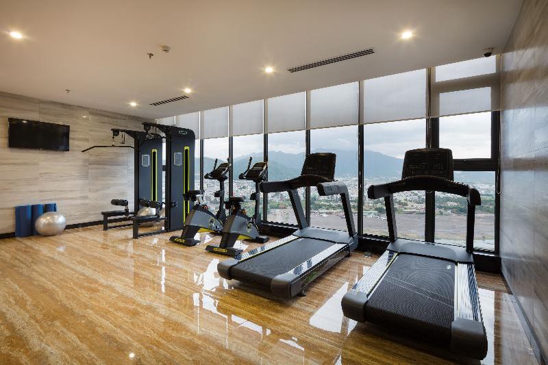 Emerald Bay Nha Trang Hotel And Spa Buitenkant foto