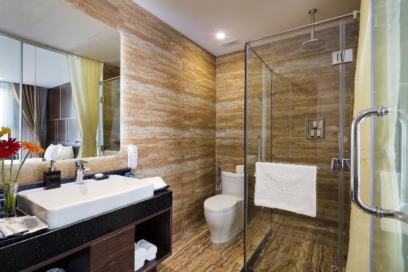 Emerald Bay Nha Trang Hotel And Spa Buitenkant foto