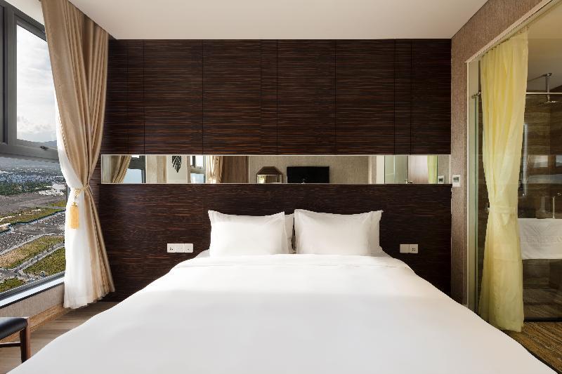Emerald Bay Nha Trang Hotel And Spa Buitenkant foto